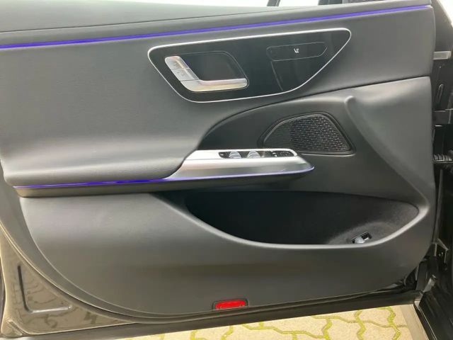 Mercedes-Benz E 300 AVANTGARDE Estate