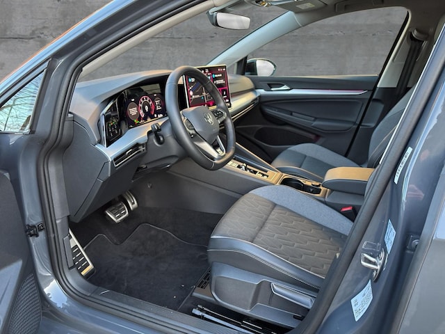 Volkswagen Golf 1.5 eTSI