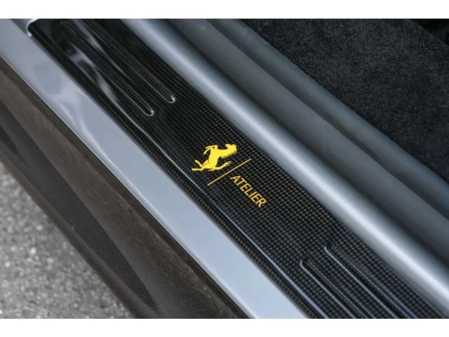 Ferrari SF90 Stradale