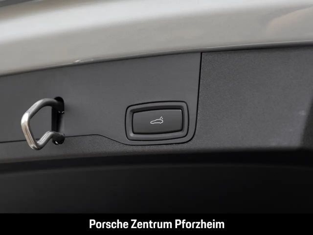 Porsche Taycan 4 Cross Turismo