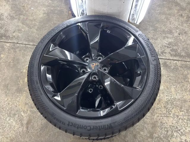 Cupra Leon 2.0 TSI 4Drive DSG VZ