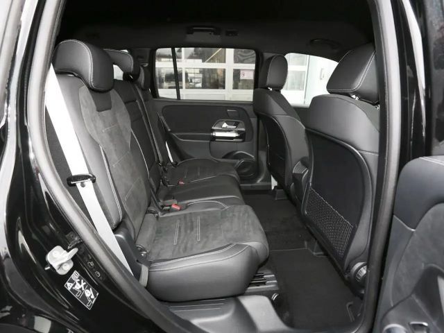 Mercedes-Benz GLB 200 AMG Line GLB 200 d