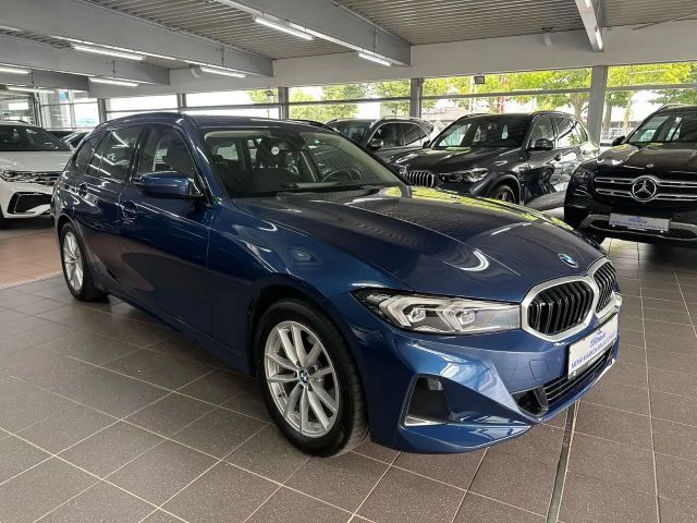 BMW 320 320d Touring xDrive