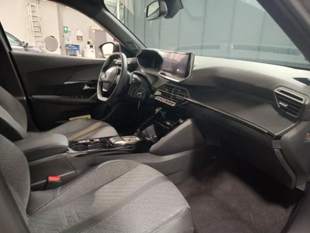 Peugeot 2008 Allure Pack EAT8 PureTech