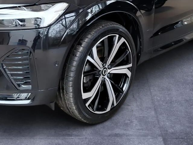 Volvo XC60 Dark Plus