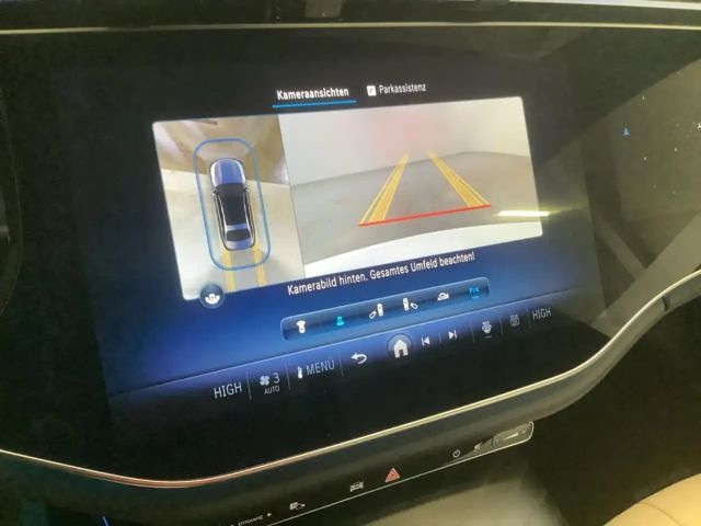 Mercedes-Benz E 200 AMG Line Sedan