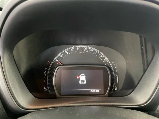 Toyota Aygo X Hatchback Team D