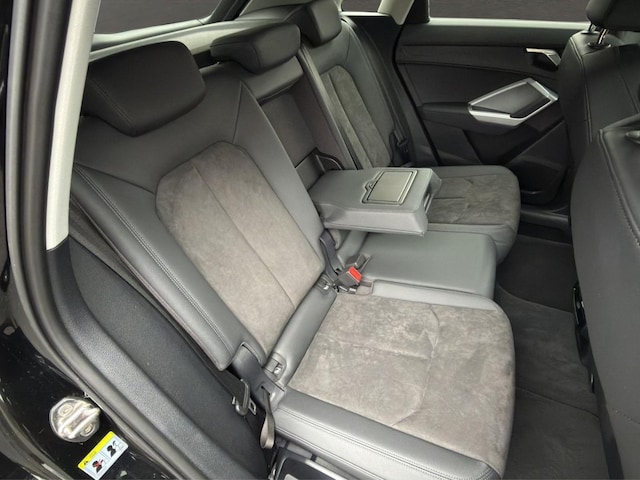 Audi Q3 35 TDI S-Tronic