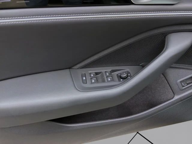 Volkswagen Passat 2.0 TDI Business DSG Variant