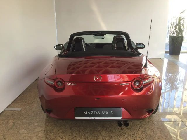 Mazda MX-5 Exclusive-line SkyActiv