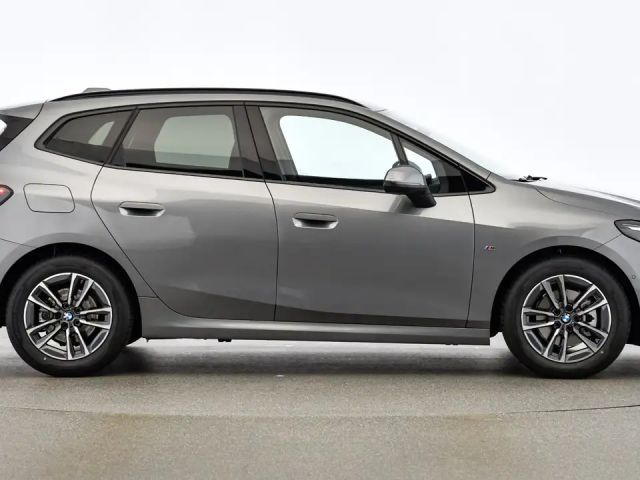 BMW 218 218d Active Tourer Sedan