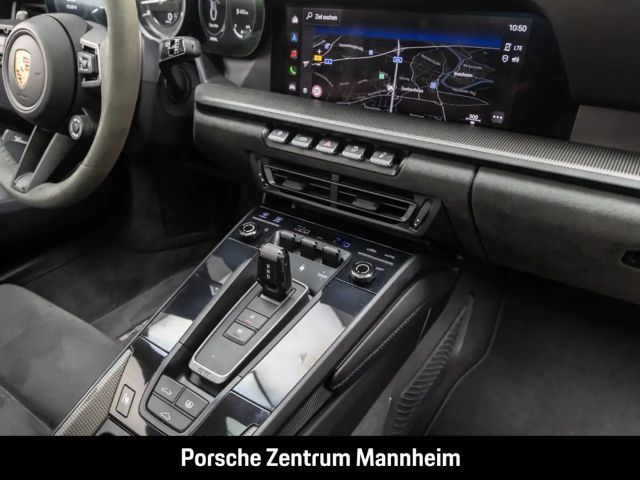 Porsche 992 Carrera Coupé GTS