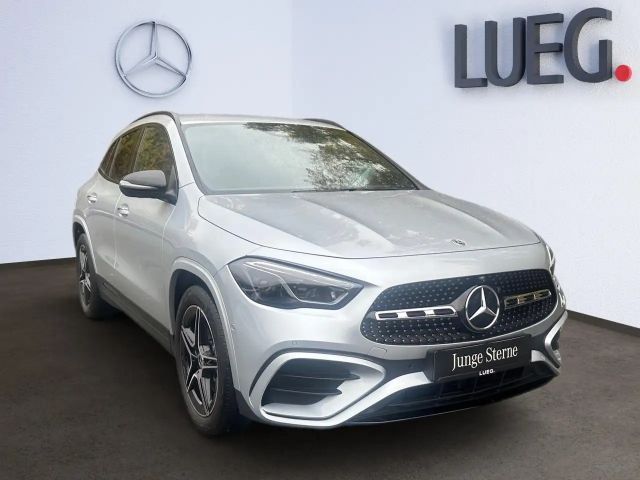 Mercedes-Benz GLA 200 AMG Line GLA 200 d