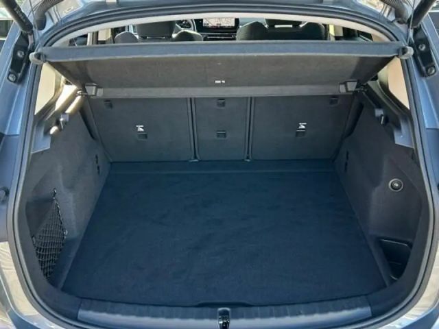 BMW 218 218i Active Tourer Sedan