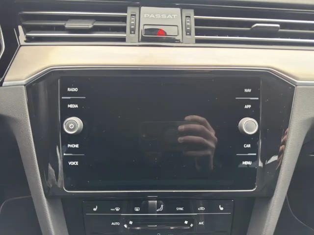 Volkswagen Passat Elegance Elegance Variant