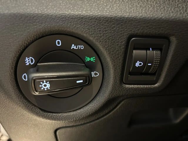 Skoda Kamiq Essence TSI