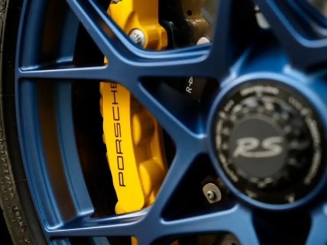 Porsche Cayman Coupé RS