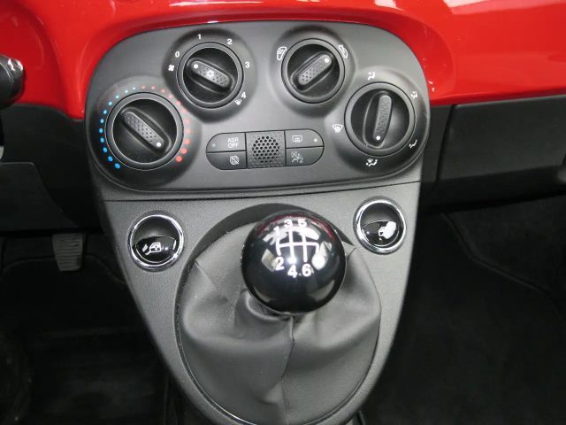 Fiat 500 Dolcevita1,0L 69PS Hybr. Panorama-ZV-Klima-Carplay