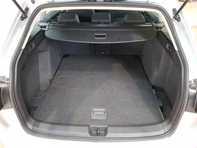 Volkswagen Golf 1.0 TSI Life