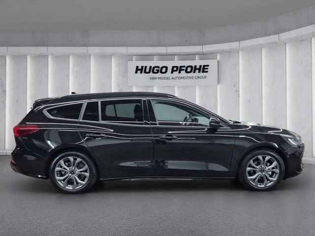 Ford Focus ST Line Wagon