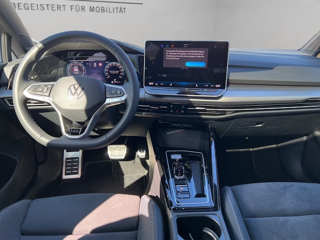 Volkswagen Golf 1.5 eTSI DSG Style