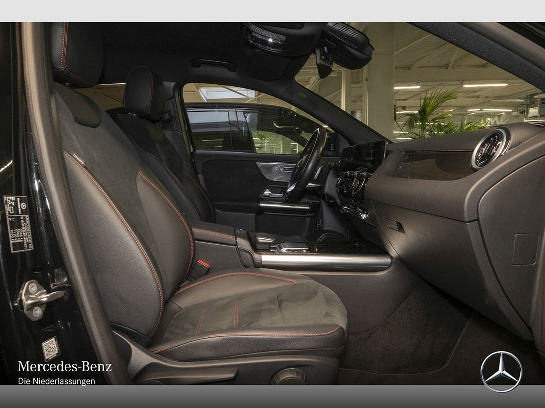 Mercedes-Benz GLA 200 4MATIC AMG Line