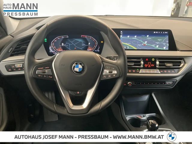 BMW 116 116i 5-deurs Sedan