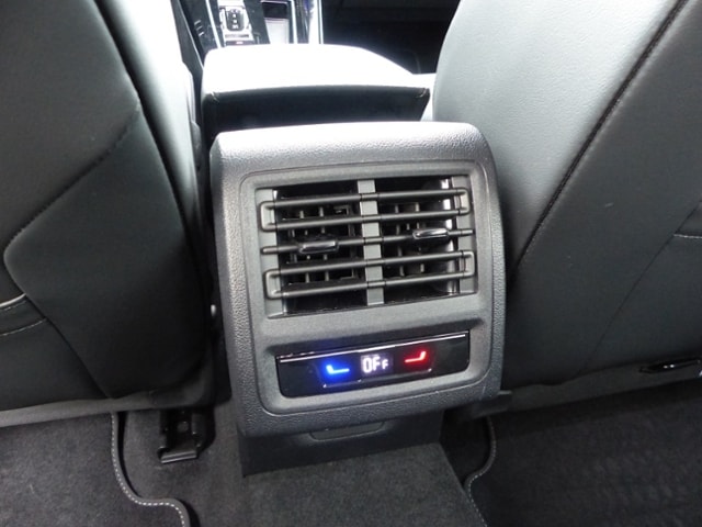 Volkswagen Golf 2.0 TDI DSG Variant