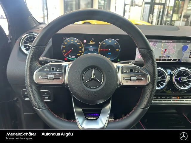Mercedes-Benz EQA 300 4MATIC AMG Line