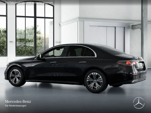 Mercedes-Benz E 200 AVANTGARDE E 200 d Sedan