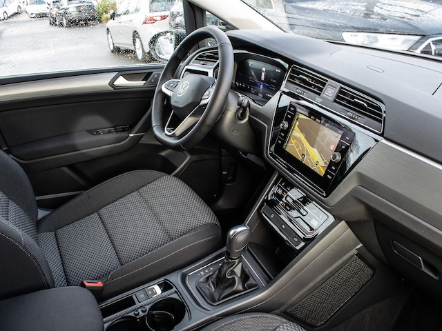 Volkswagen Touran 1.5 TSI DSG