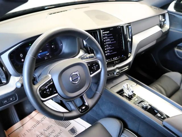 Volvo XC60 AWD Dark Plus Recharge