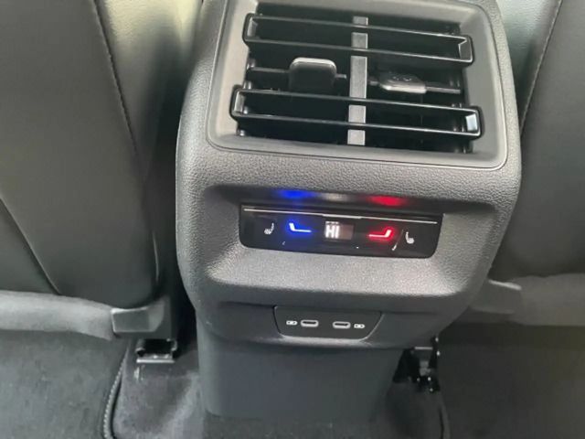 Volkswagen Tayron 2.0 TDI R-Line