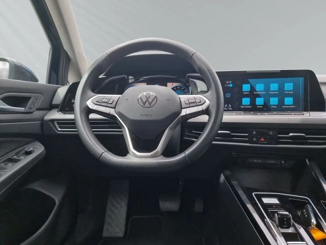 Volkswagen Golf Style