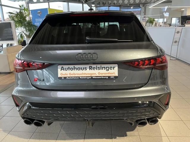 Audi S3 Quattro S-Tronic Sedan Sportback