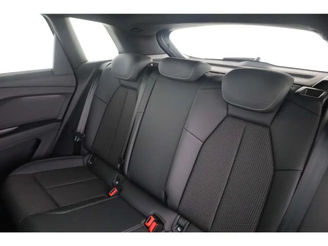 Audi Q4 e-tron S-Line