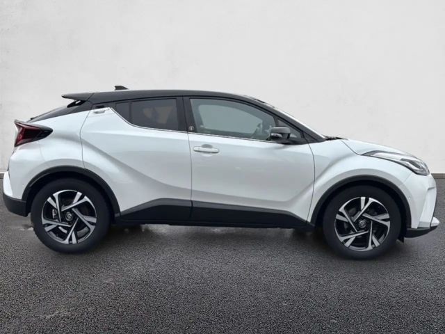 Toyota C-HR Hybride Team D