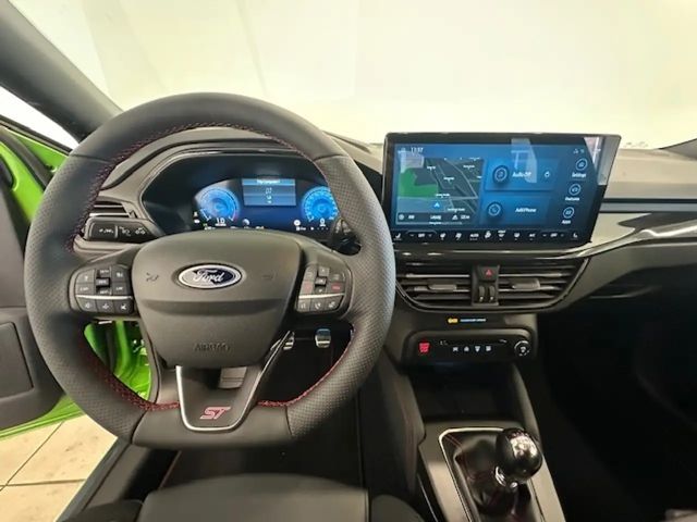 Ford Focus ST Line