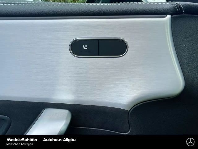 Mercedes-Benz A 200 AMG Line Hatchback