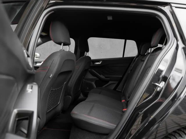 Ford Focus EcoBoost ST Line