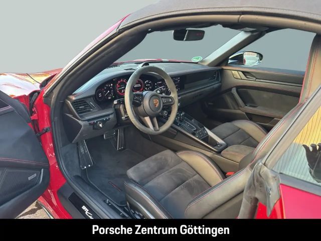 Porsche 992 4 Cabrio Carrera GTS