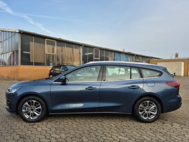 Ford Focus Titanium Wagon