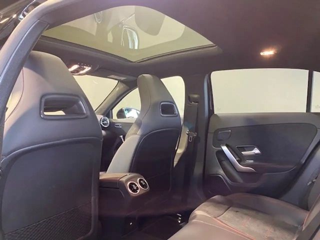 Mercedes-Benz A 200 AMG Line