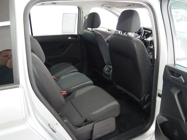 Volkswagen Touran DSG