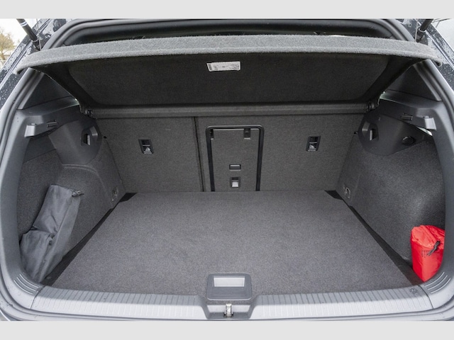 Volkswagen Golf 1.5 TSI Golf VIII R-Line