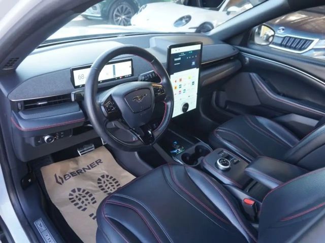 Ford Mustang Mach-E AWD Extended range