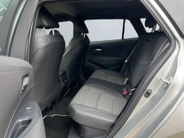 Toyota Corolla Hybride Team D