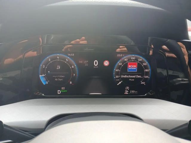 Volkswagen Golf 1.5 eTSI DSG Life