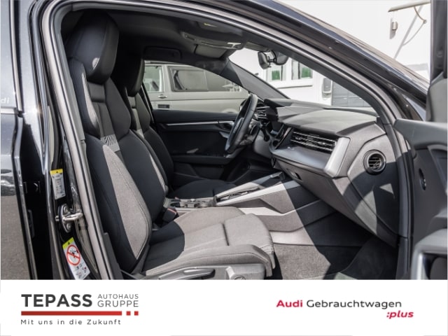 Audi A3 30 TFSI S-Tronic Sedan