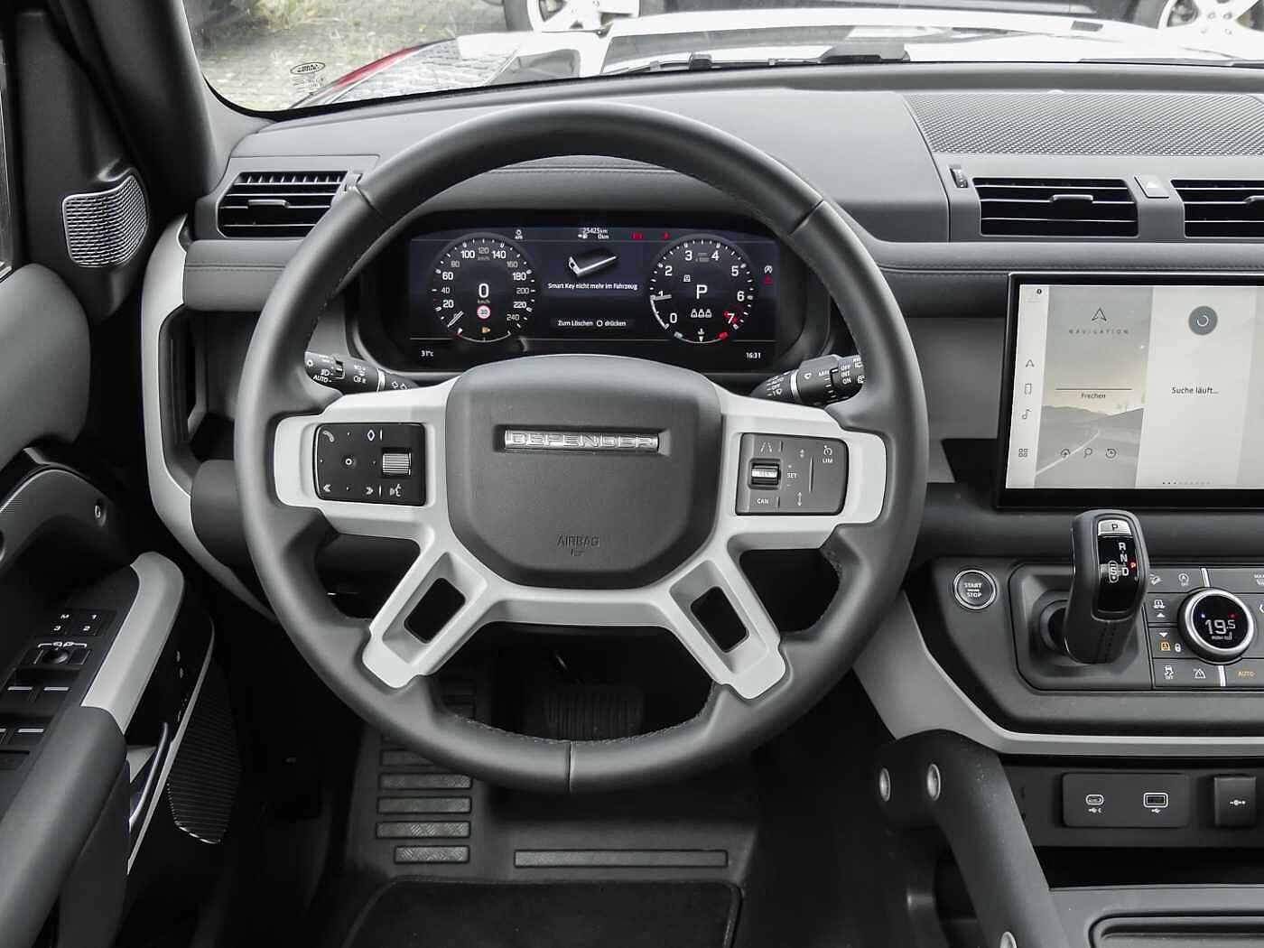 Land Rover Defender 110 Dynamic HSE